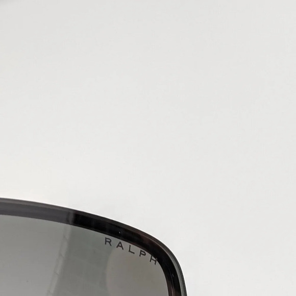 🕶️Ralph Lauren RA4082 Sunglasses 57/17 135 /ALI723🕶️ - Picture 8 of 10